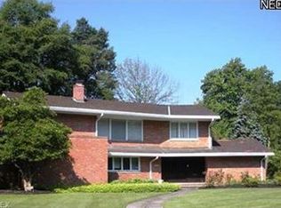 2670 Courtland Blvd, Shaker Heights, OH 44118