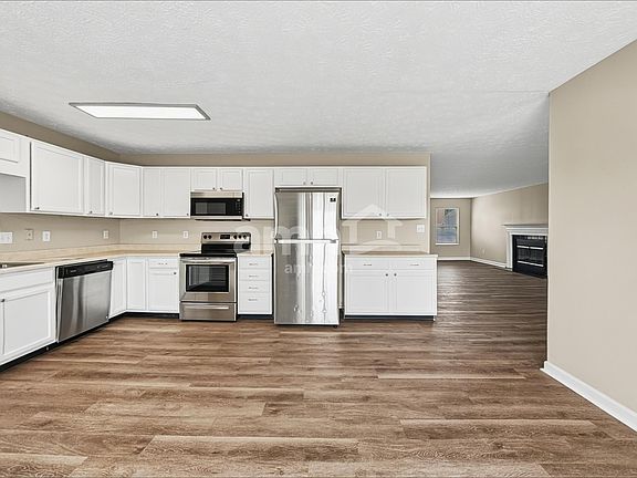 4th image of 771 Seabreeze Dr
