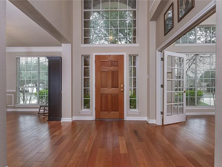 14828 Irondale Dr — Photo 3