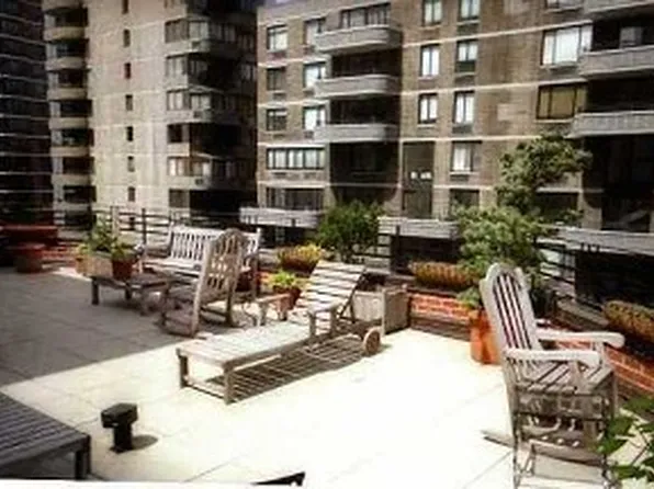 310 East 49th Street image 1 of 2