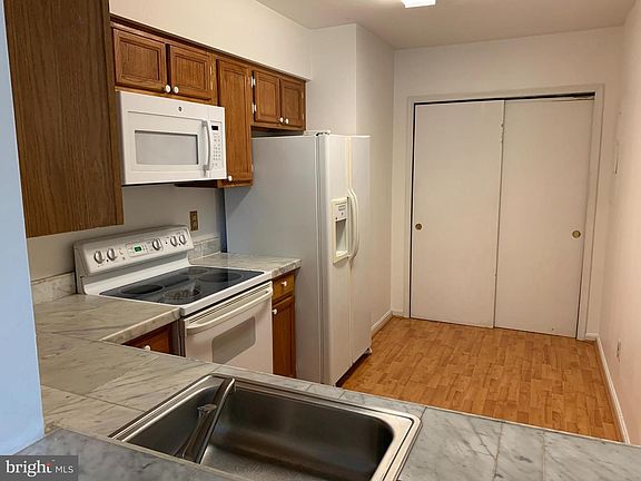 2nd image of 4225 Mozart Brigade Ln APT 26