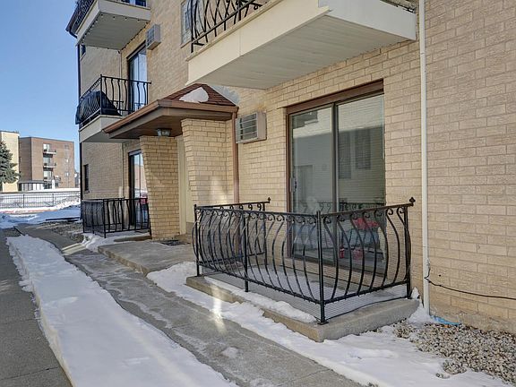 2nd image of 7611 W Altgeld St APT 1