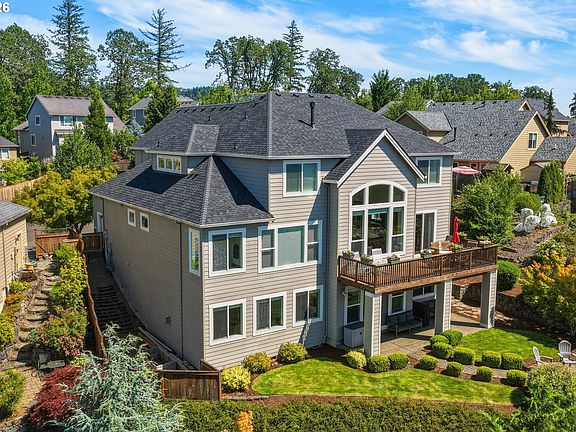 3rd image of 321 Caddy Ct
