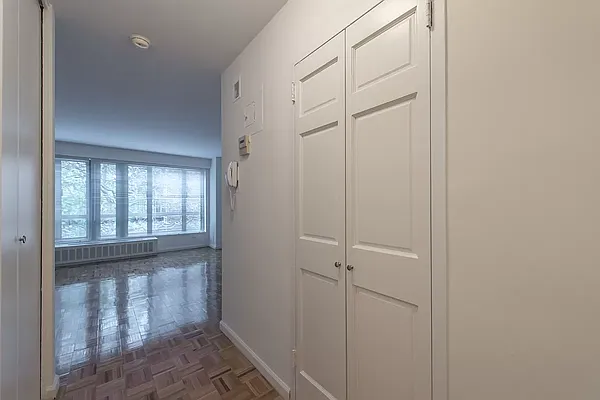 Rented by Solow Realty | media 42