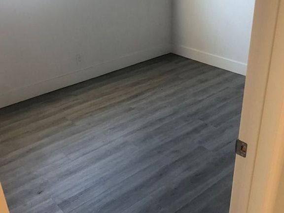 5th image of 692 34th St #4