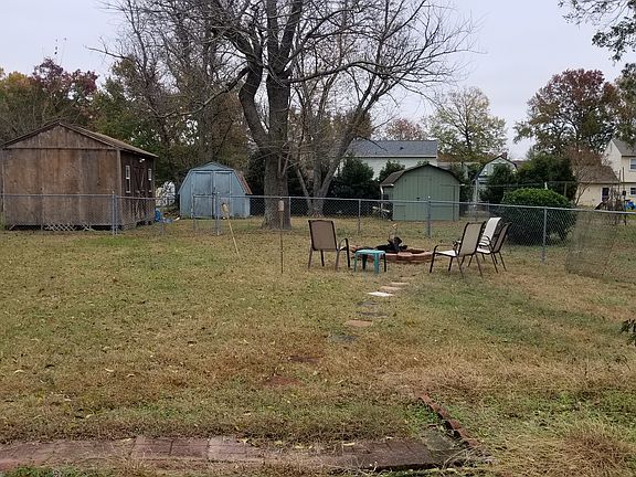 2nd image of 103 Bayberry Dr