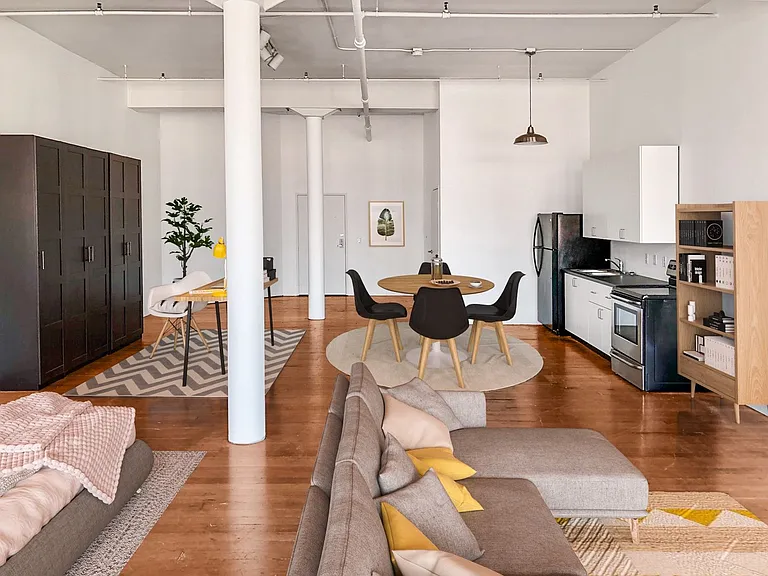 Steele Lofts — Photo 19