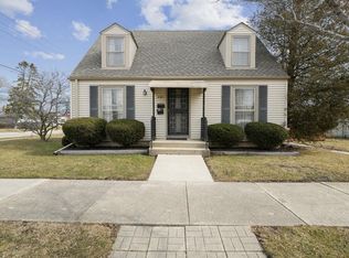 2101 Hayes Ave, Racine, WI 53405