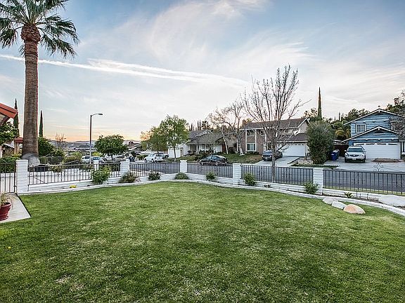 2nd image of 28118 Winterdale Dr