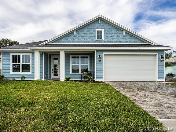 2nd image of 8 Sand Dune Dr
