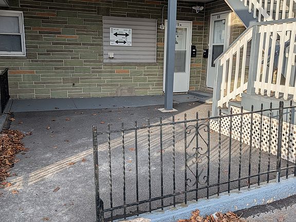 2nd image of 315 W 11th St #315
