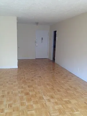 Rented by Roberto Guilbet, LREB | media 11