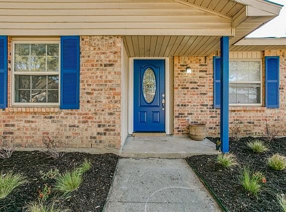 2nd image of 1444 Whitehall Dr