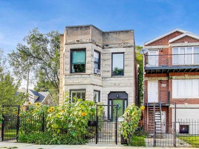 2742 W Polk St, Chicago, IL, 60612