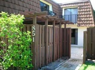 851 SW 120th Way, Davie, FL 33325