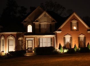 601 Montglade Ct, Suwanee, GA 30024