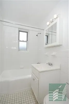 Rented by Argo Residential | media 7