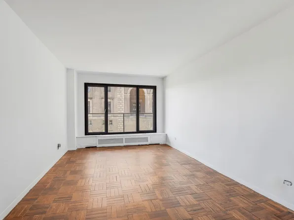 200 Central Park South 14B image 12 of 13