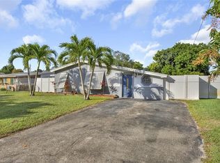 2100 N 61st Ave, Hollywood, FL 33024
