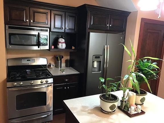 2nd image of 1359 W Galena Blvd