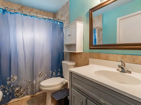 27 Bascom Place image 12 of 25