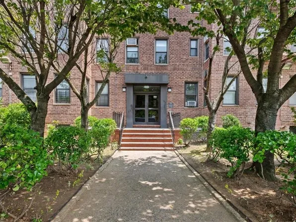 1811 Ocean Pkwy APT 1E, Brooklyn, NY 11223