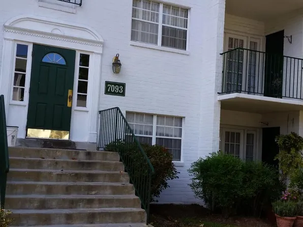 7093 Spring Garden Dr APT 104, Springfield, VA 22150
