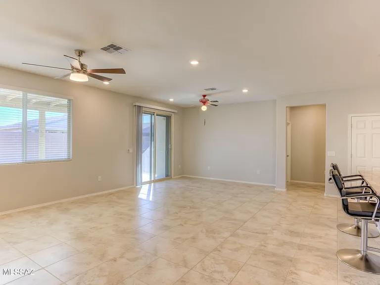 8804 E Stone Meadow Cir — Photo 12