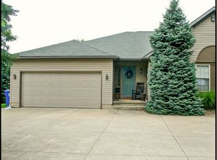 2268 Markey St, Akron, OH 44319