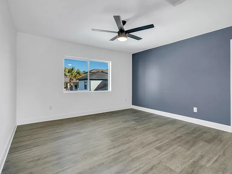 12564 Memorial Dr — Photo 30