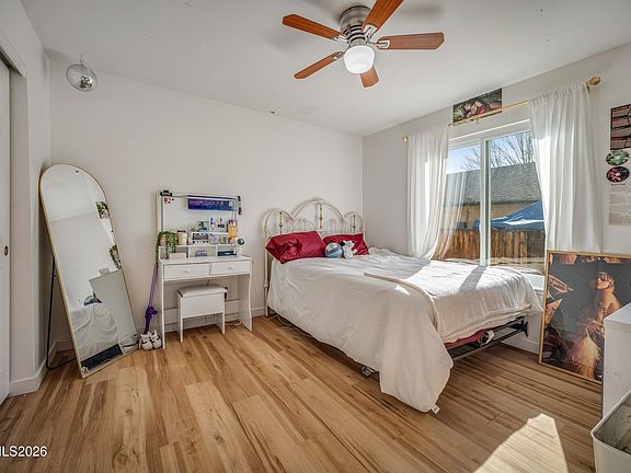 5th image of 1055 Spoonbill Dr
