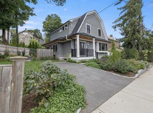 579 Centre St, Newton, MA 02458
