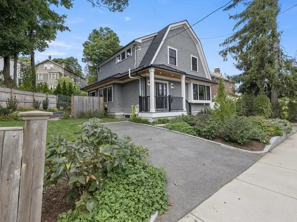 579 Centre St, Newton, MA 02458