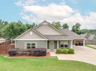 2469 Waterstone Cir, Auburn, AL 36832