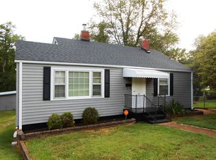 101 Evergreen St, Greenville, SC 29609
