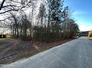 Pine St, Conway, NC 27820