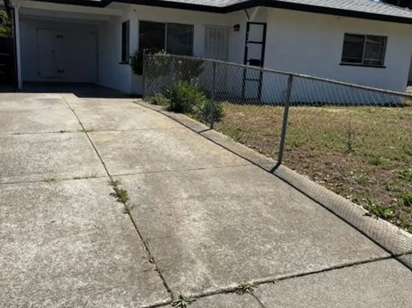 924 Palou St, Vallejo, CA 94591