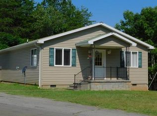 698 Leagan Dr, Blacksburg, SC 29702