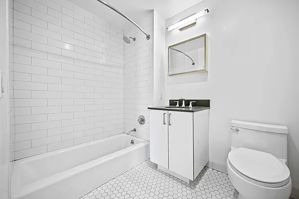 Rented by Nest Seekers International | media 16