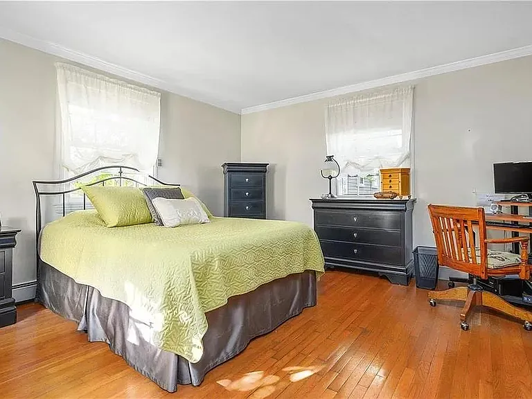 44 N Court St #1 — Photo 12