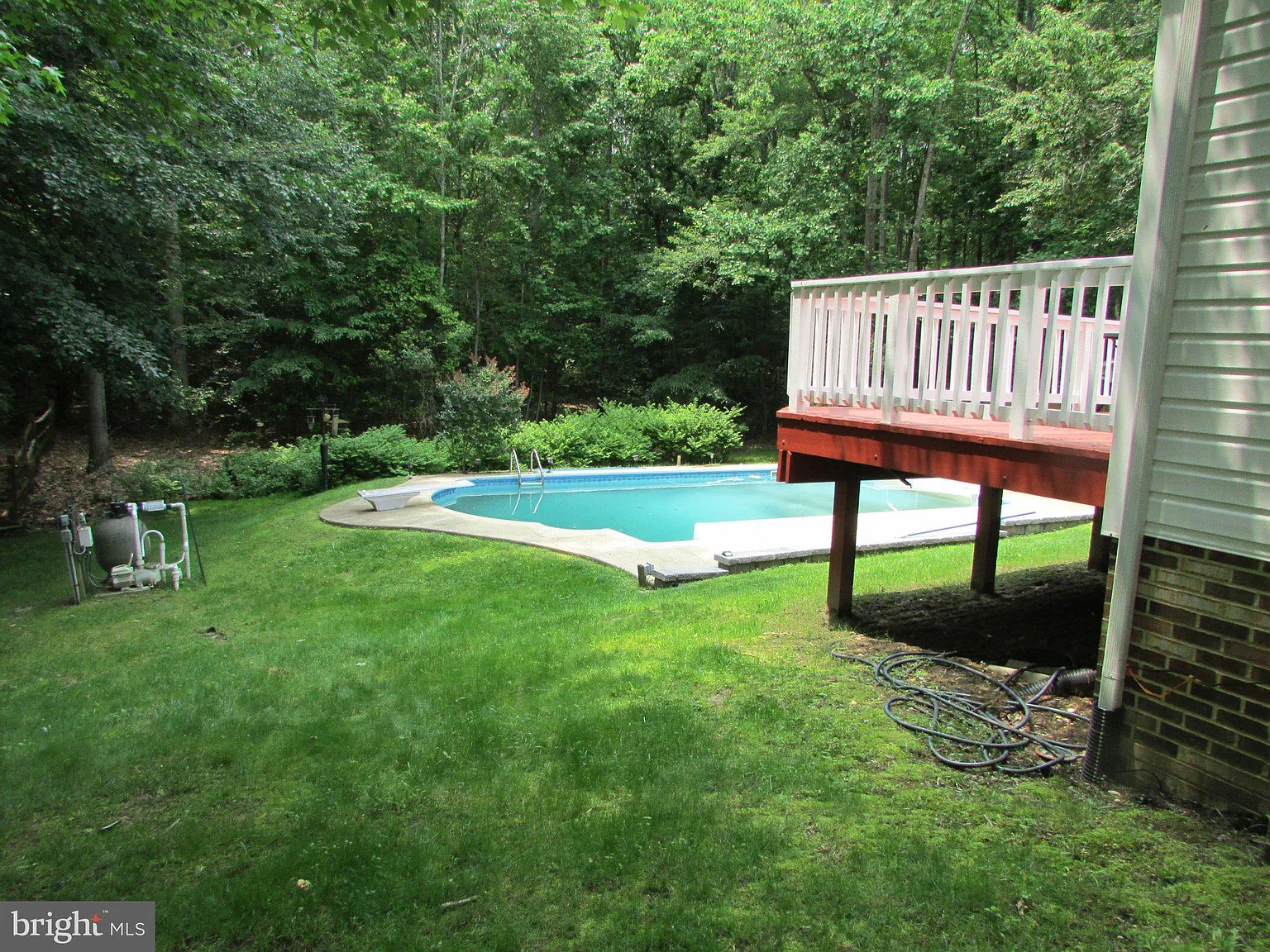 4 bed, 2.5 bath, 2374 sqft, $3,900 — Photo 3