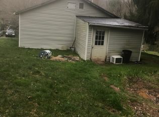 384 Charles St, Weston, WV 26452