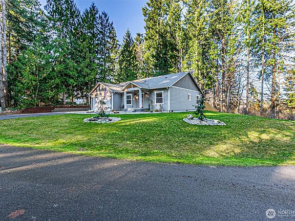 Large Lot - .24 Acres>