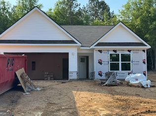 126 Allan Green Dr, Gray, GA 31032