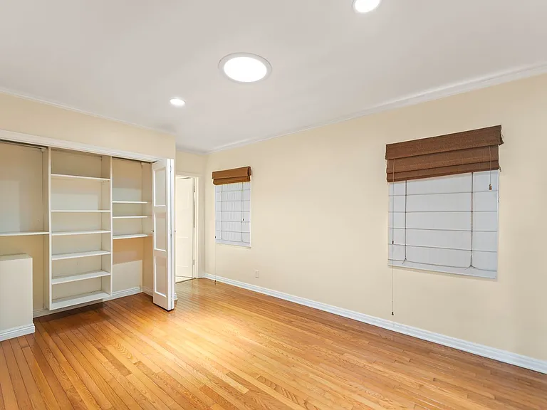 10342 Keswick Ave — Photo 6