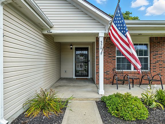 2nd image of 576 Grassy Bend Dr