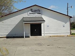 8394 W Mount Morris Rd, Flushing, MI 48433