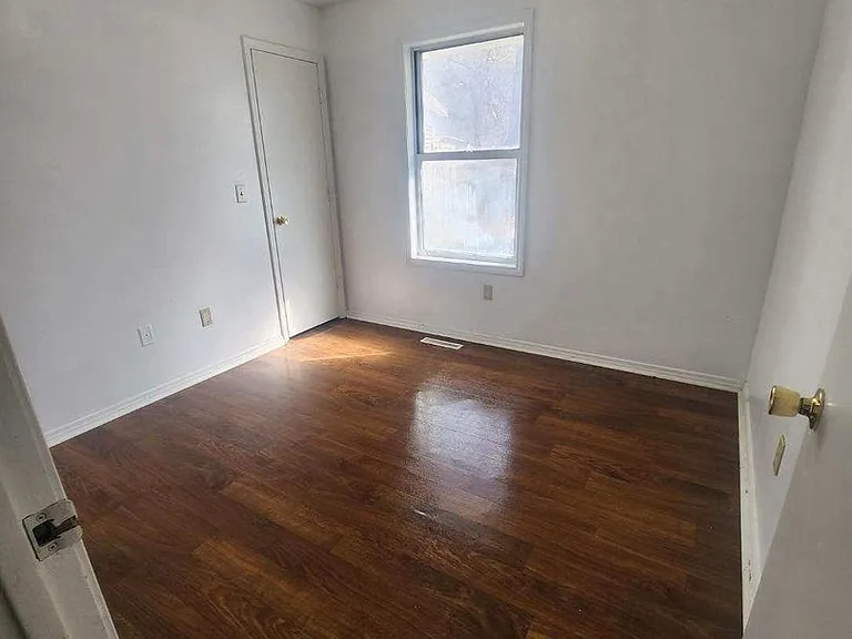 818 S Broadway Ave — Photo 13
