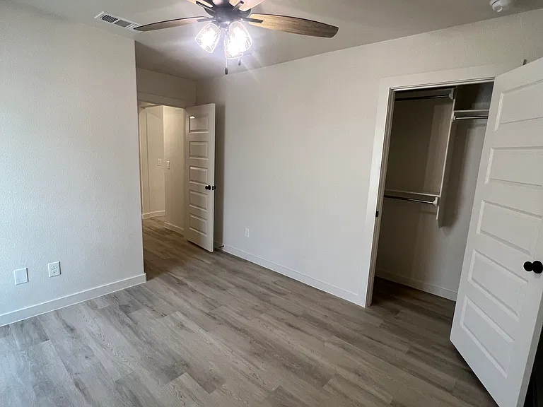 13815 Gary Ave — Photo 15