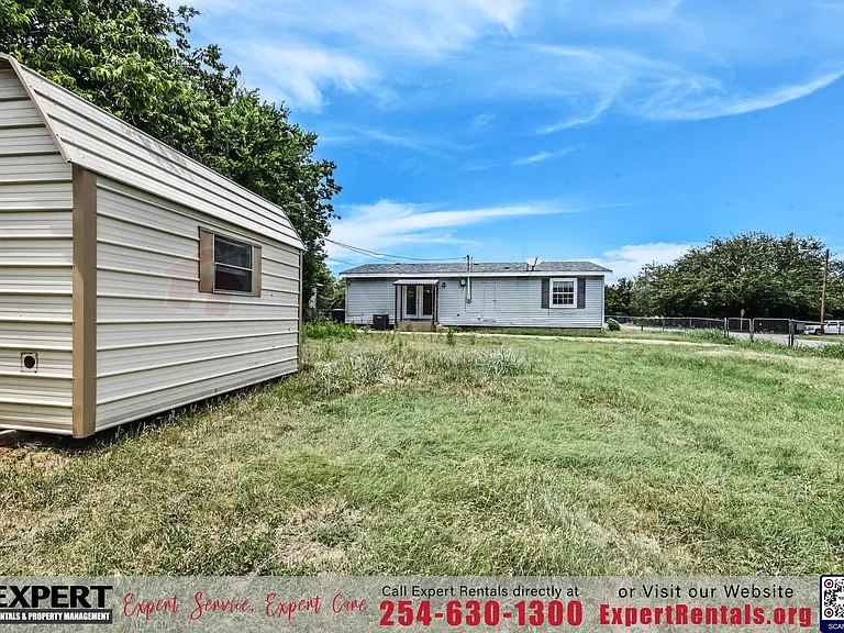 1402 Elyse Dr — Photo 21